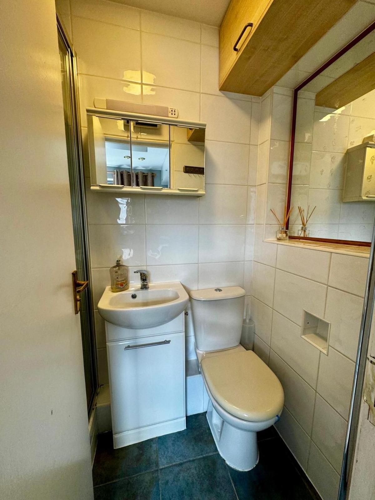 Amazing En-Suite Apartment In Finchley Central Londres Extérieur photo