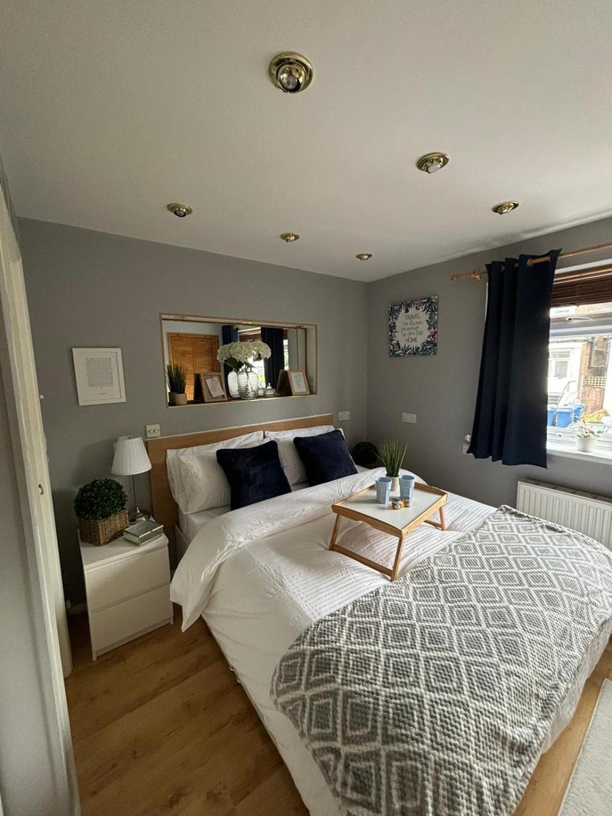 Amazing En-Suite Apartment In Finchley Central Londres Extérieur photo